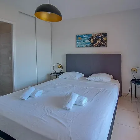110m With Swimming Pools Ac And Garage - Benakey Tatil Evi Cannes
